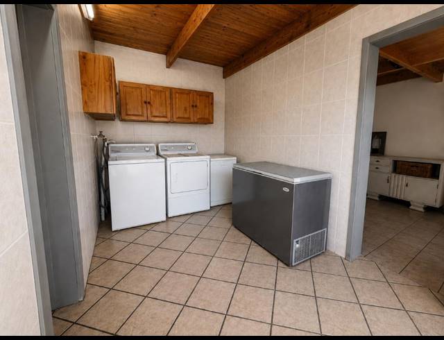 3 BEDROOM HOUSE FOR SALE IN THREE RIVERS